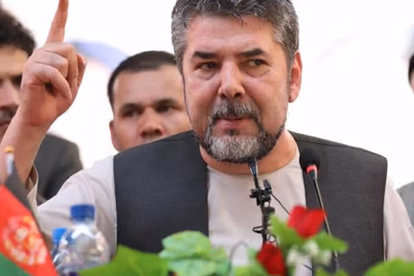 رحمتالله نبیل: پاکستان از یک نظام ترکیبی به یک دولت نظامی تبدیل شده است