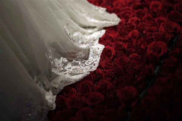 ایران ازدواج با اتباع خارجی را قانونی میکند