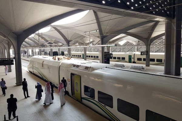 عربستان ۲۰ قطار پرسرعت از اسپانیا میخرد