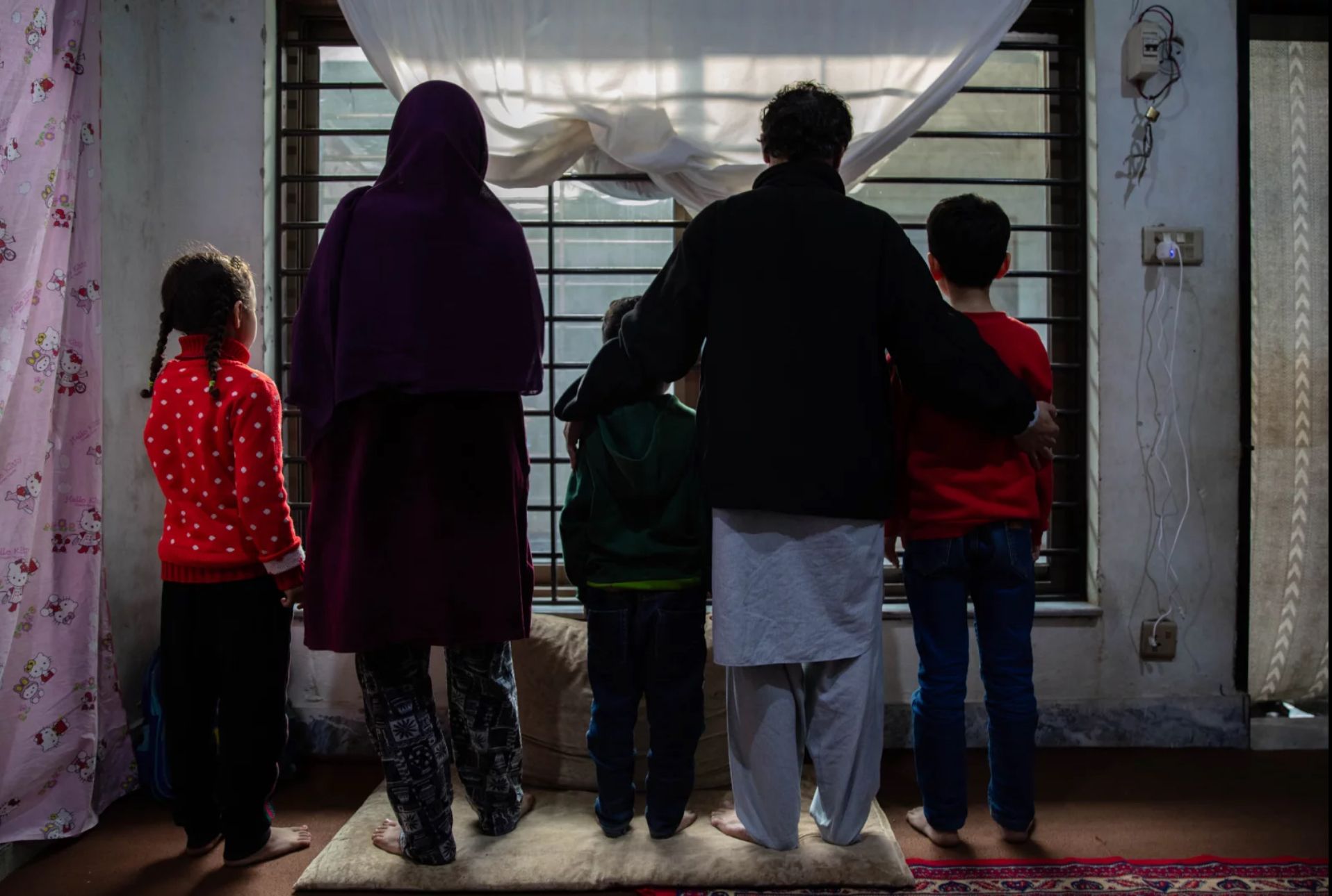 امریکایي رسنۍ: د امریکا د بیامېشتېدو پروګرام په تمه افغانان له خورا خطرناک وضعیت سره مخ دي