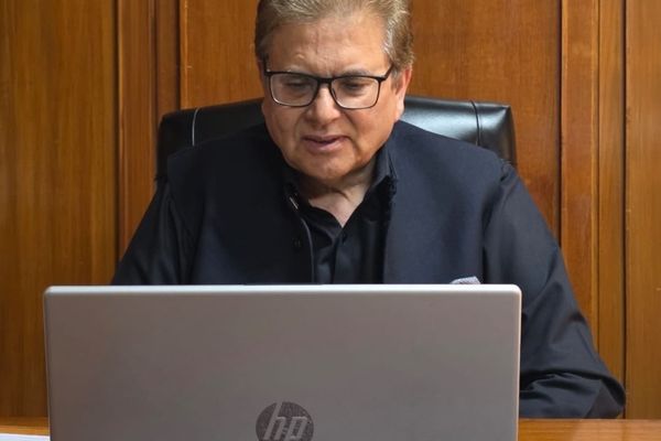 فرستاده پاکستان با نماینده اروپا درباره تهدیدهای تروریستی گفتوگو کرد