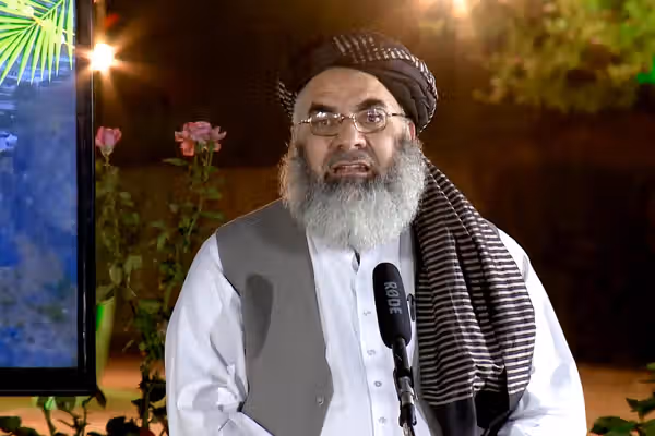 د طالبانو د بدخشان والي: د اسلامي نظام د ګډوډولو خوبونه به «قبر ته» له ځان سره وړئ