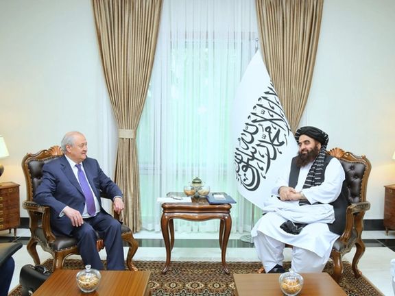 متقی در دیدار با کاملوف خواهان دعوت طالبان به نشستهای منطقهای شد