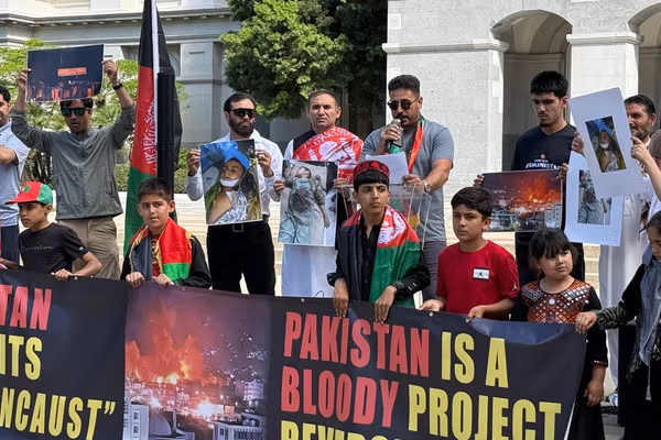 په کلفورنیا کې مېشتو افغانانو د افغانستان په خاوره د پاکستان وروستي بریدونه غندلي دي