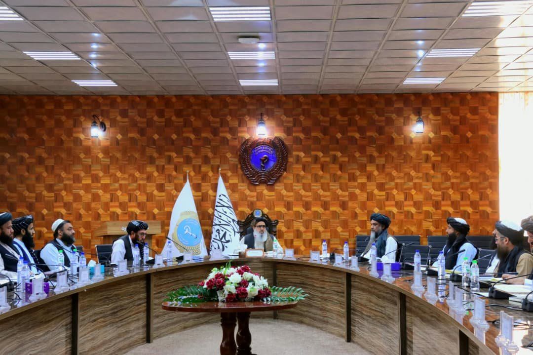 طالبانو په ولسوالیو کې د روغتونونو د طبي اړتیاوو او تجهیزاتو برابرولو په اړه ناسته کړې