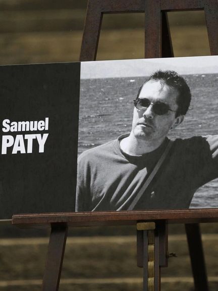 دادگاهی در بریتانیا یک مرد را به دلیل تمجید از تروریسم به بیش از پنج سال زندان محکوم کرد