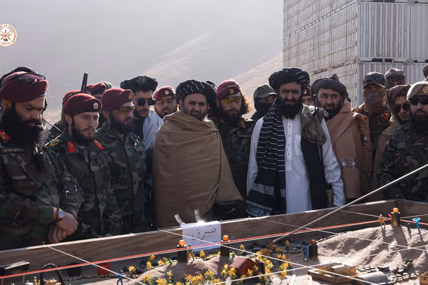 ملا برادر: آماده پاسخگویی به هرگونه تجاوز هستیم