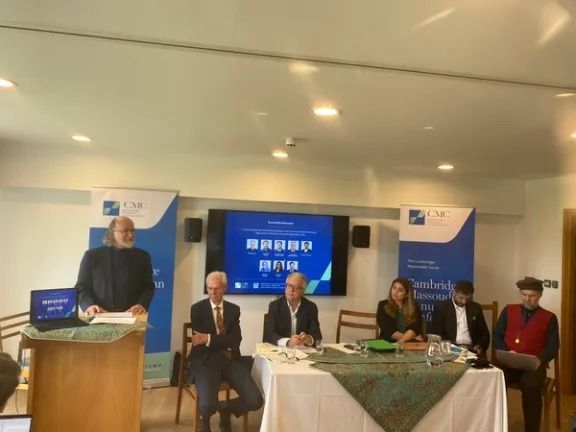 برنامه بنیاد جهانی موزائیک در دانشگاه کمبریج لندن