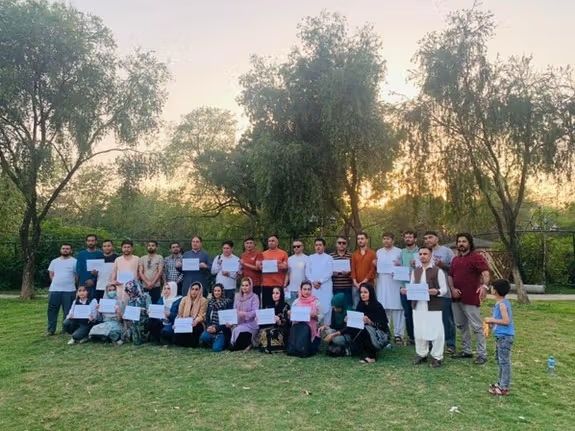 امسو: روانه اوونۍ کې د پاکستان په بېلابېلو ښارونو کې درې افغان خبریالان نیول شوي دي