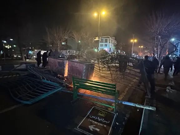 شاهزاده رضا پهلوی: رژیم ایران برای سرکوب از خارج نیرو وارد کرده است