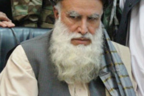 سیاف: د کبرجنو غاړې ماتې او له بخیلانو هرڅه پاتې دي