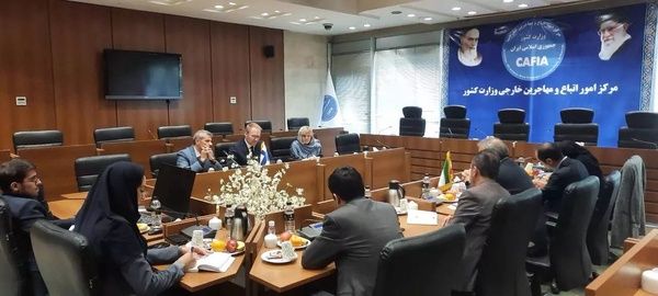 جمهوری اسلامی بخاطر میزبانی از مهاجران افغان از جهان پول خواست