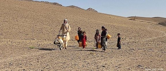 د هلمند د نوزاد اوسېدونکي شل کلنې جګړې نه، خو وچکالۍ کډوال کړل