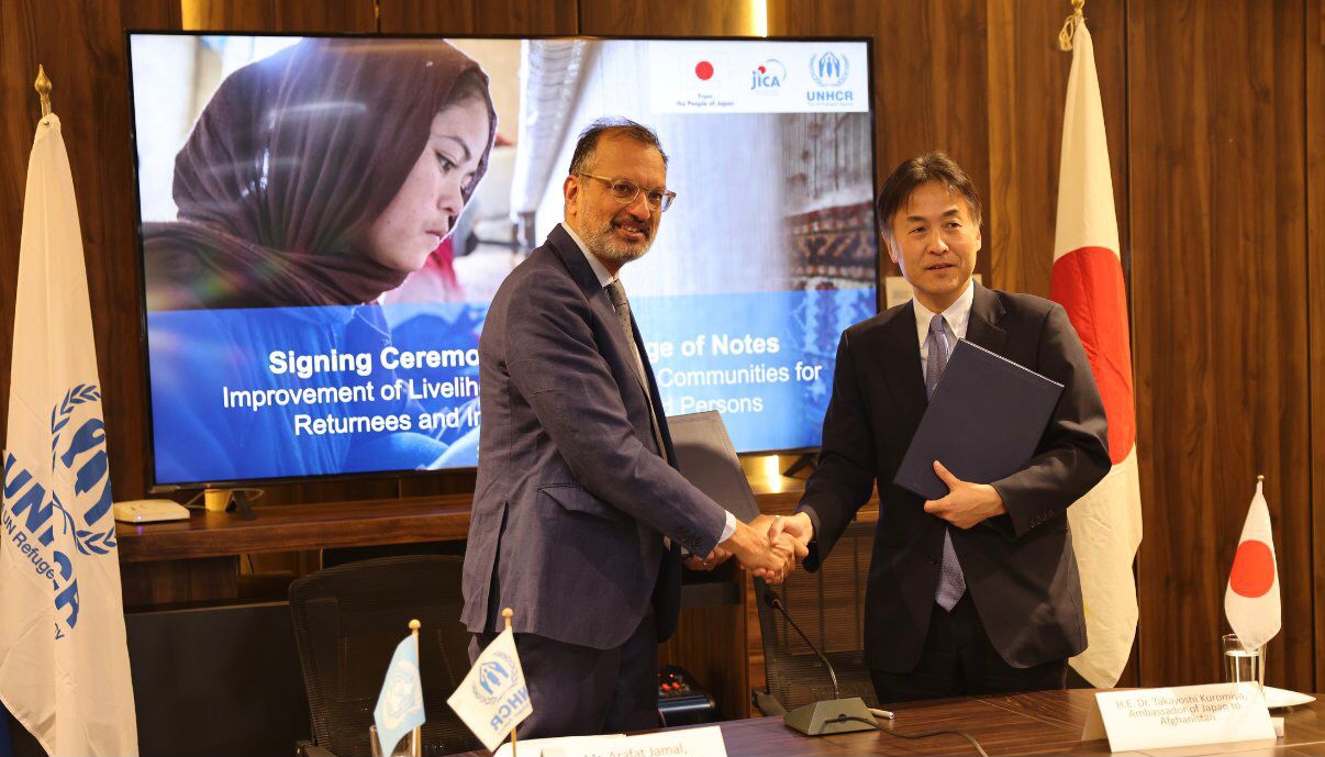 جاپان په افغانستان کې له کډوالو او بې ځایه شویو کورنیو سره شپږ میلیونه ډالره مرسته کوي