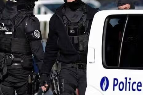 الشرطة الأوروبية تفكك شبكة كبيرة لتهريب المهاجرين الأفغان
