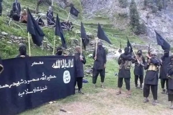 د ناورین نړۍواله ډله: طالبانو د سختو فشارونو له لارې سلفیان لا زیات داعش ته نږدې کړي دي