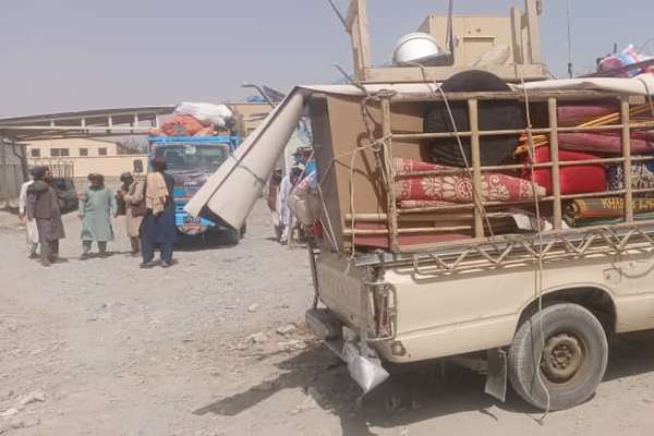 تېره ورځ له پاکستان او ایران نه نږدې ۵۰۰ کډوال افغانستان ته ستانه شوي دي