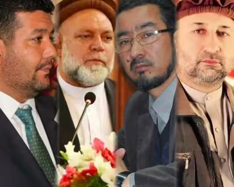 نواب سابقون في البرلمان الأفغاني يتوجهون إلى باكستان لحشد الدعم لمواجهة طالبان