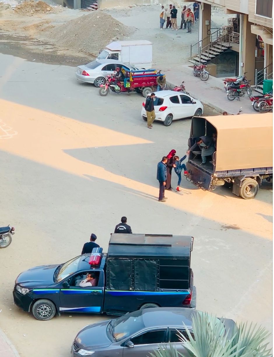 حزب جمعیت اسلامی: وضعیت نابسامان مهاجران افغان ناشی از سلطه غیرمشروع و سرکوب‌گر طالبان است