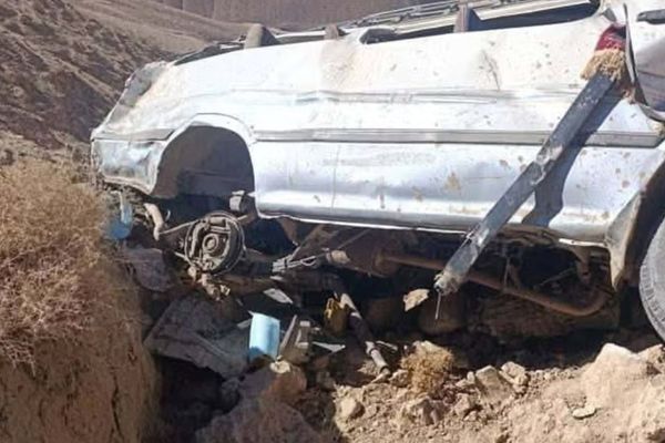 دستکم ۱۰ نفر در حوادث ترافیکی در قندوز و غزنی جان باختند