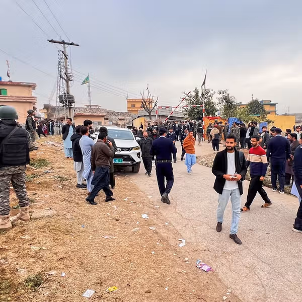 انفجار در مسجد شیعیان در اسلامآباد ۳۱ کشته و ۱۶۹ زخمی برجای گذاشت