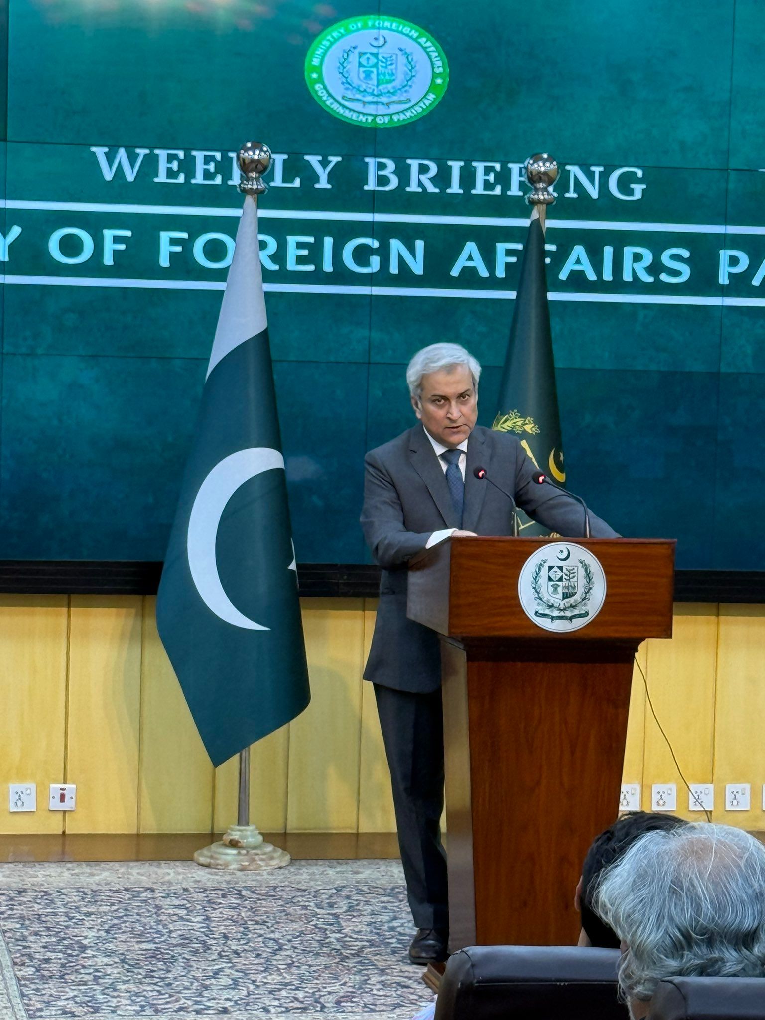 استانبول کې له طالبانو سره له افغانستان نه د ترهګریزو بریدونو د مخنیوي په موخه خبرې کېږي