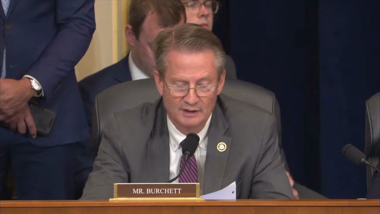  طعنه عضو کانگرس امریکا به آنتونی بلینکن در مورد حمله اخیر جبهه مقاومت به طالبان