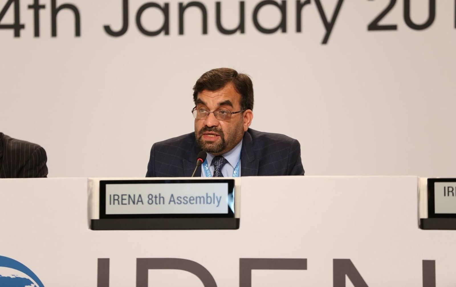 وزیر پیشین انرژی: طالبان در کانال قوش تپه، در برابر فشار کشورهای همسایه آسیب‌پذیر است