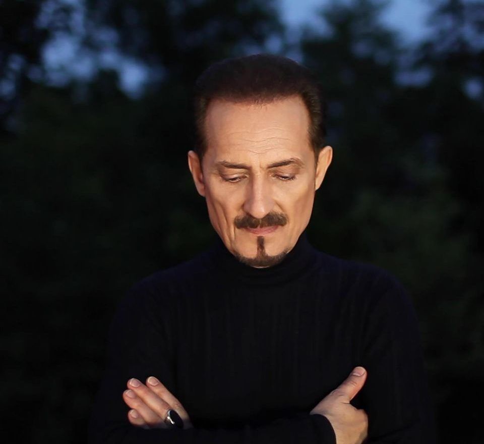 "انسان خوب باشیم"؛ اعتراض فرهاد دریا به بدرفتاری با مهاجران افغان در ایران