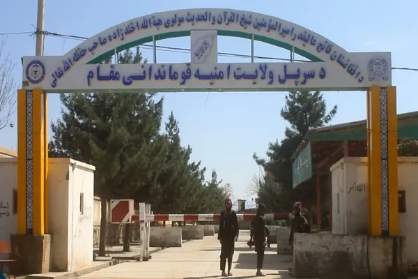 طالبانو په سرپل کې د «قمار» په تور ۱۰ کسان نیولي دي