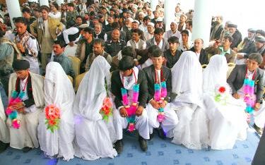 طنزی از موسی ظفر؛ هیچ انتظاری از دامادان بیست سال گذشته نداریم