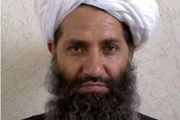 هبتالله آخندزاده به سرپرستی اداره طالبان پایان داد