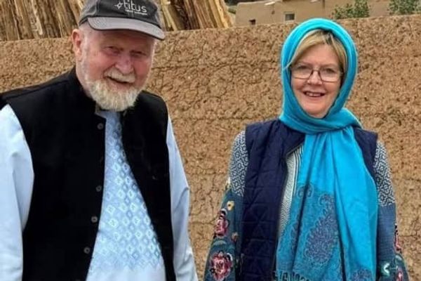 د طالبانو په بند کې د برېتانوۍ جوړې کورنۍ د هغوی د برخلیک او روغتیا په اړه اندېښنه لري