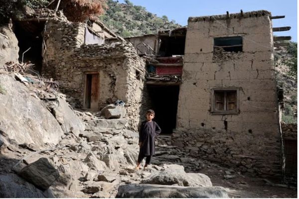 Save the Children: More Than 260,000 Children Affected By Afghanistan Quake