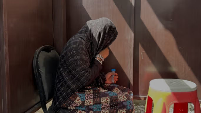 أطباء بلا حدود تندد باعتقال إحدى موظفاتها في هرات