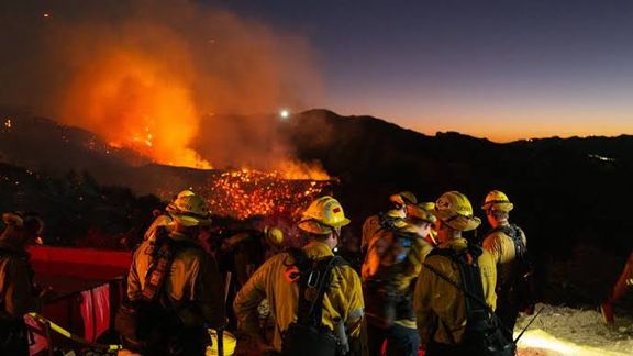 په کلیفورنیا کې د اورلوبې په ګودام کې د چاودنې له امله اووه کسان ورک شوي دي