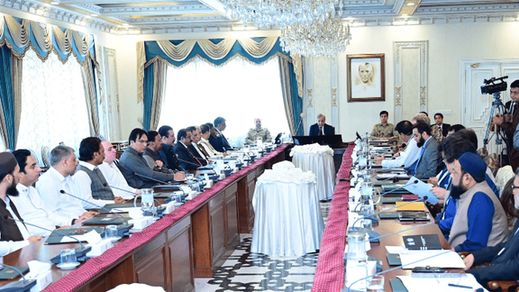 نخستوزیر پاکستان کمک مالی ۸۶ میلیون دالری به کشمیر را تصویب کرد