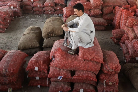 إغلاق المعابر الحدودية خفّض حجم التجارة بمقدار مليار دولار