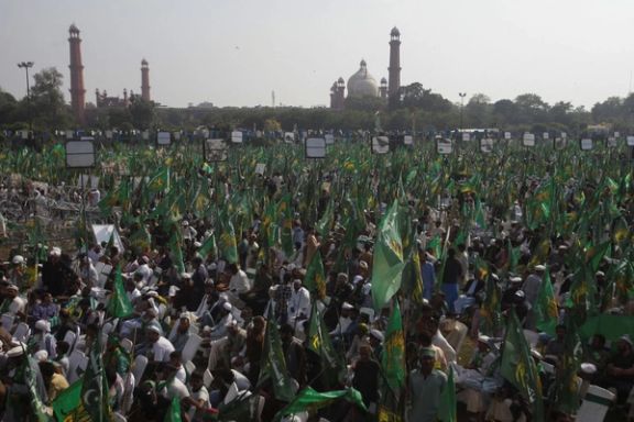 لاهور کې د نواز شریف لومړنۍ غونډه