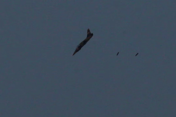 پر سوریه د اسراییل پراخ برید کې ۳۳ سوریايان او پنځه د حزب الله غړي وژل شوي دي