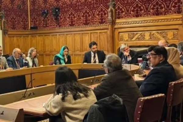 Taliban Opponents Call For Afghan Political System Based On Popular Vote