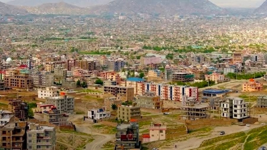 «کارمندان اراضی و شهرداری ما را به بیرون کردن از خانه‌های‌مان تهدید کرده‌اند»