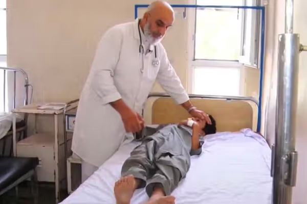 وزارة الصحة في حكومة طالبان: إصابة أكثر من 600 ألف طفل بالأمراض الموسمية