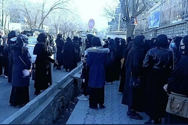 حامد کرزی: توسعه جوامع بشری مستلزم نقشآفرینی زنان و دختران است