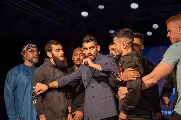 جمال عزیزی، مبارز افغان برای کمربند قهرمانی «FFC» به میدان میرود