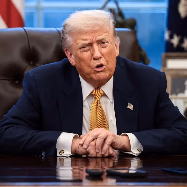 ترامپ: اگر ایران برنامه هستهای را دوباره راهاندازی کند، با نیروی نظامی پاسخ میدهیم