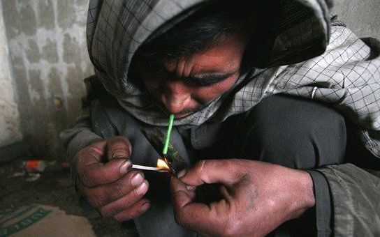ملګري ملتونه: افغانستان کې د هیرویینو او کریسټال استعمال ډېر شوی