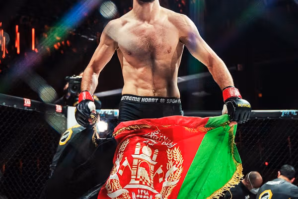 افغان لوبغاړی جاوېد بشارت په رسمي ډول له «یو،اېف،سي» سازمان څخه ووت