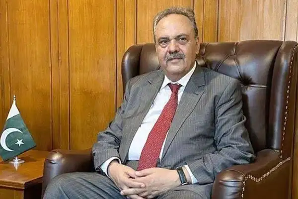 اصف دُرانی: طالبان باید د یوه حکومت په څېر چلند وکړي نه د یوې نیمهپوځي ډلې په توګه