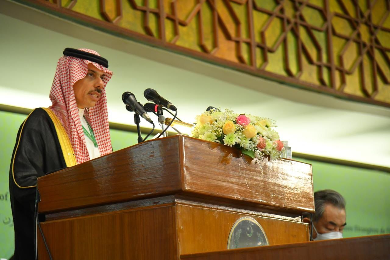 عربستان: مردم افغانستان با پناه ندادن به گروه‌های افراطی و رعایت حقوق بشر به خود کمک کنند